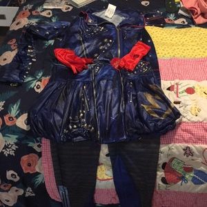 Descendants 2 Evie costume